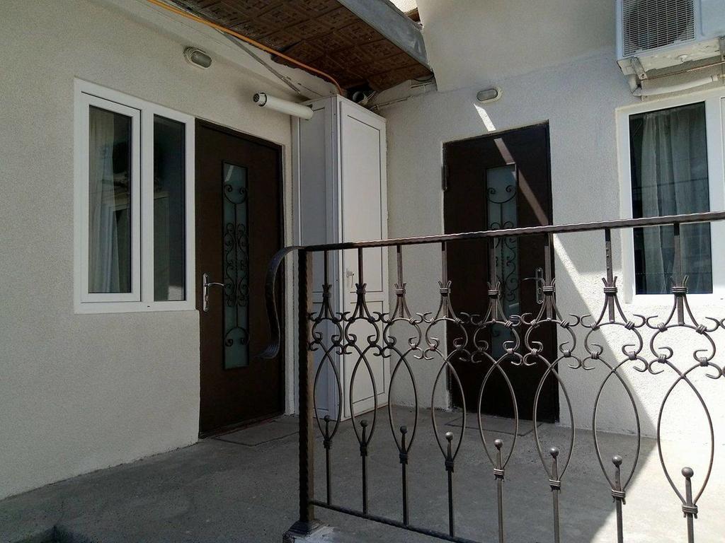 Garry Apartment Tbilisi Esterno foto
